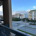 Hill Homes Mal Апартаменти
