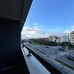 Апартаменти Hill Homes Mal
