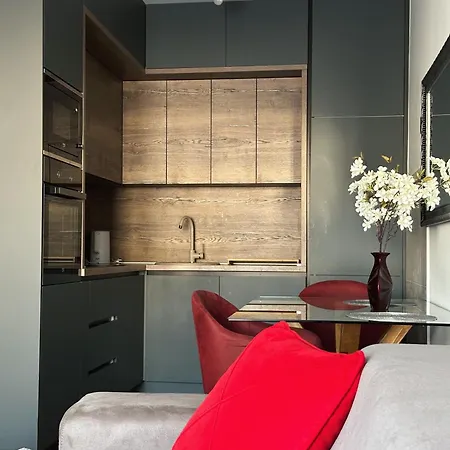 Hill Homes Mal Апартаменти *