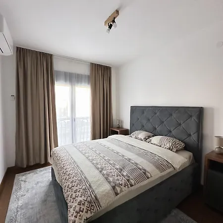 Hill Homes Mal Apartment *