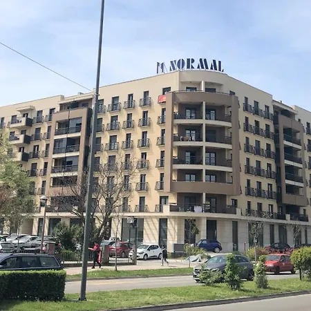 Hill Homes Mal Apartment